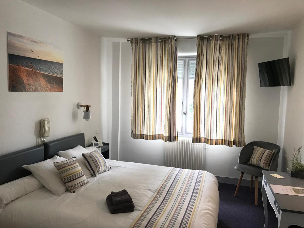 Logis Hotel Le Relais Des Plages Saint-Paul-les-Dax Bagian luar foto