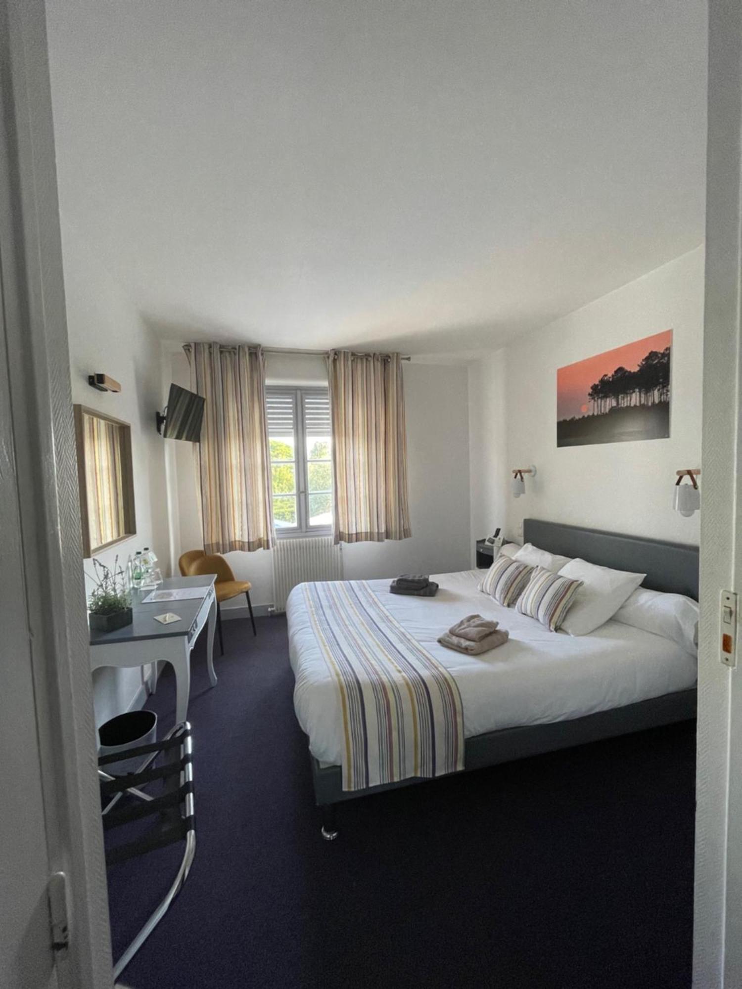 Logis Hotel Le Relais Des Plages Saint-Paul-les-Dax Bagian luar foto
