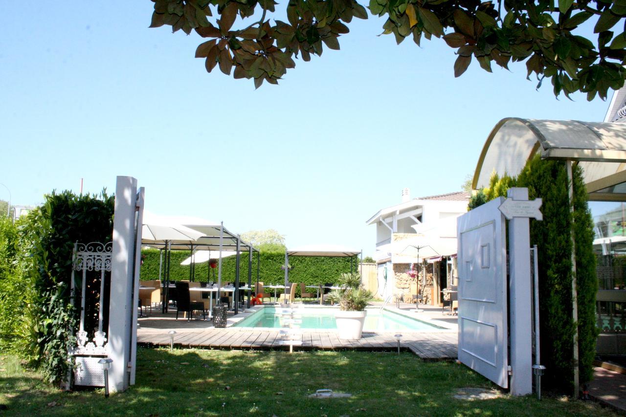 Logis Hotel Le Relais Des Plages Saint-Paul-les-Dax Bagian luar foto
